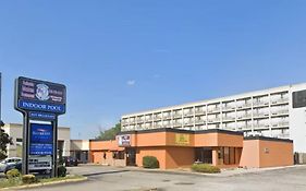 Quality Inn & Suites North Youngstown Oh